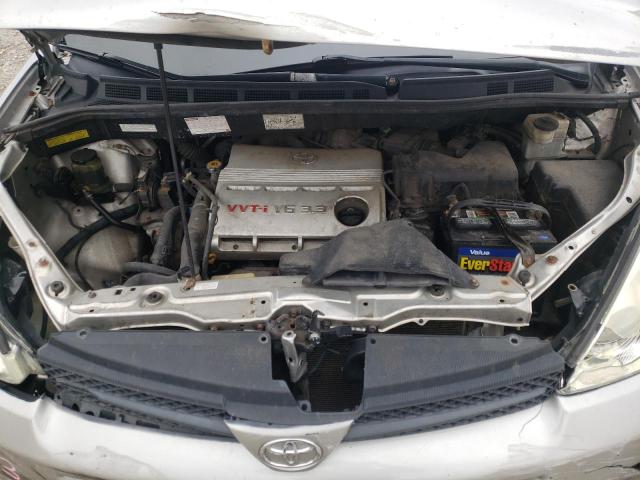 Photo 11 from auction – 2005 TOYOTA SIENNA XLE with VIN 5TDBA22C95S050246