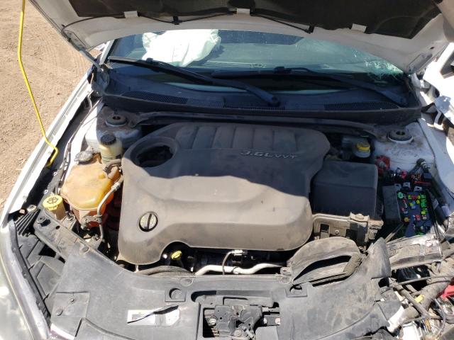 Photo 11 from auction – 2014 CHRYSLER 200 LIMITE with VIN 1C3CCBCG5EN159653