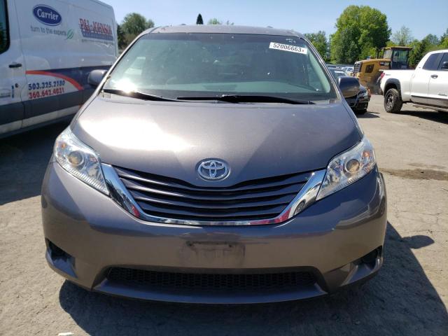 Photo 5 from auction – 2015 TOYOTA SIENNA LE with VIN 5TDKK3DC7FS618852