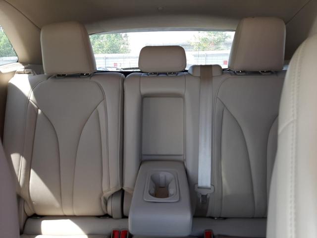 Photo 10 from auction – 2017 LINCOLN MKC RESERV with VIN 5LMCJ3D90HUL11817
