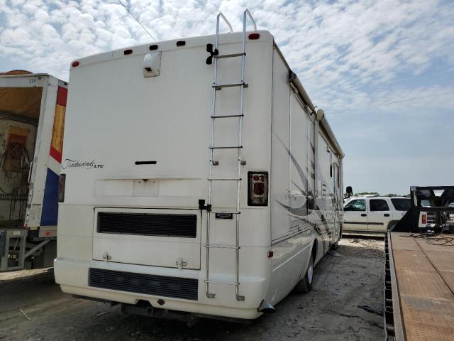 Foto 4 de la subasta – 2001 FREIGHTLINER CHASSIS X con VIN 4UZAAHAK81CH92770