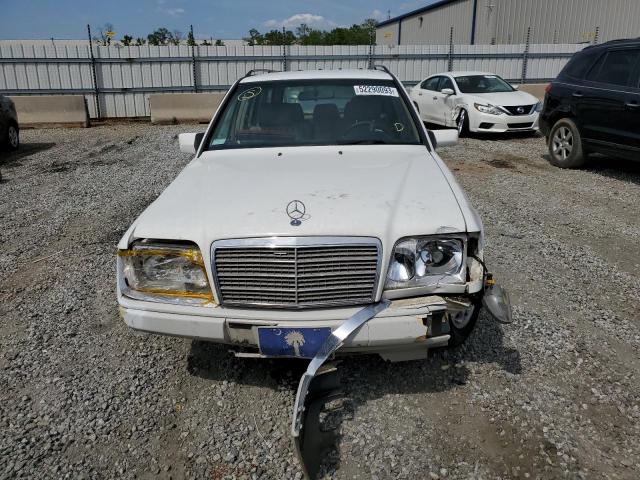 Photo 5 from auction – 1995 MERCEDES-BENZ E 320 with VIN WDBEA92E6SF343328