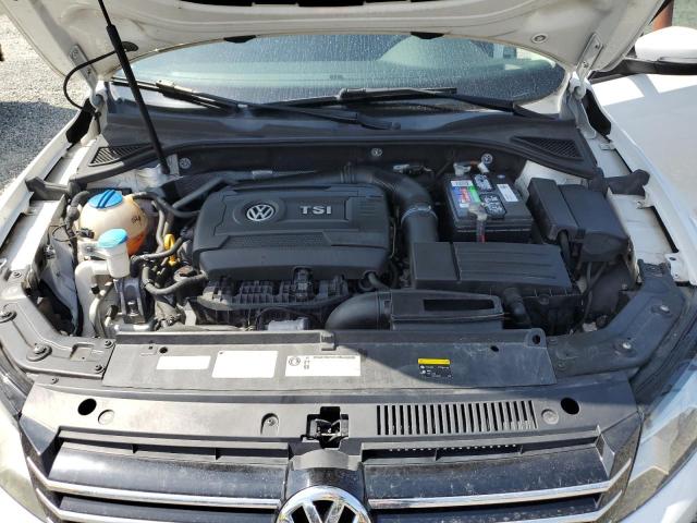 Photo 11 from auction – 2015 VOLKSWAGEN PASSAT S with VIN 1VWAT7A33FC062574
