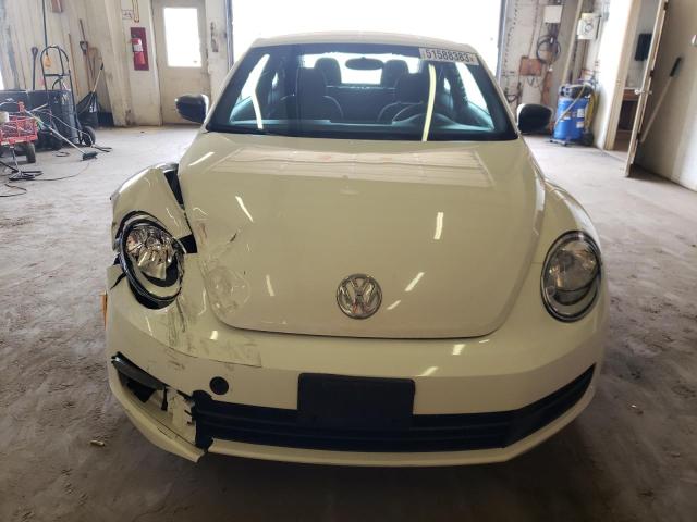 Photo 5 from auction – 2013 VOLKSWAGEN BEETLE with VIN 3VWFP7ATXDM644645