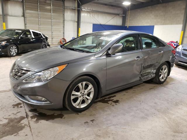 HYUNDAI SONATA SE 2013 with VIN 5NPEC4AC4DH581718 - Photo from auction