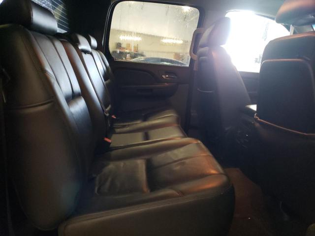 Photo 10 from auction – 2010 CHEVROLET AVALANCHE with VIN 3GNVKFE05AG103415