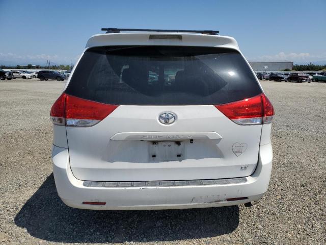 Photo 6 from auction – 2011 TOYOTA SIENNA LE with VIN 5TDKK3DC2BS035213