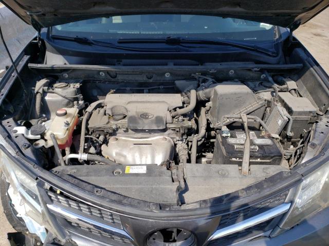 Photo 11 from auction – 2015 TOYOTA RAV4 LE with VIN JTMBFREV5FJ035426