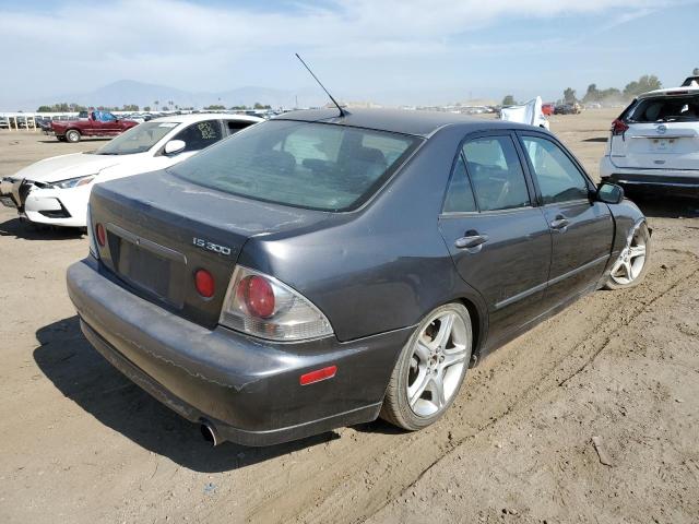 Photo 3 from auction – 2001 LEXUS IS 300 with VIN JTHBD182110015941