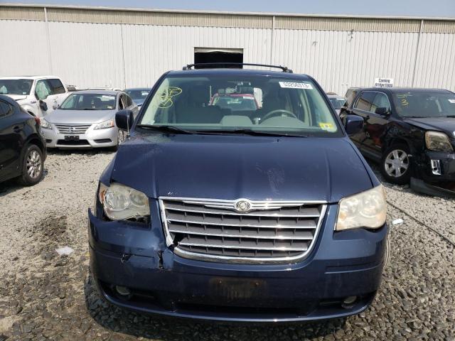 Photo 5 from auction – 2008 CHRYSLER TOWN & COU with VIN 2A8HR54P68R817173