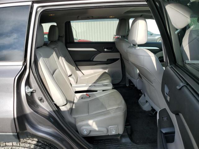 Photo 11 from auction – 2016 TOYOTA HIGHLANDER with VIN 5TDKKRFH9GS502100