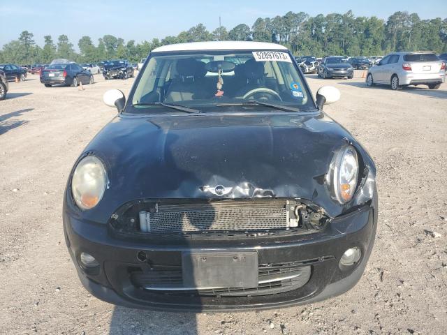 Photo 5 from auction – 2011 MINI COOPER with VIN WMWSU3C57BT093250