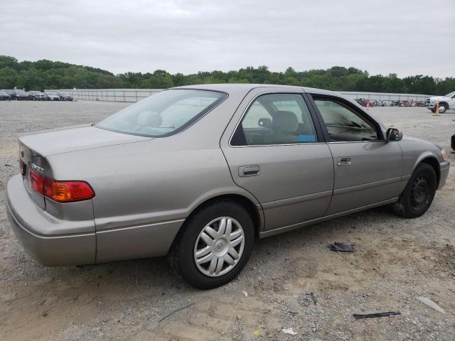 Photo 3 from auction – 2000 TOYOTA CAMRY CE with VIN 4T1BG22K4YU651453