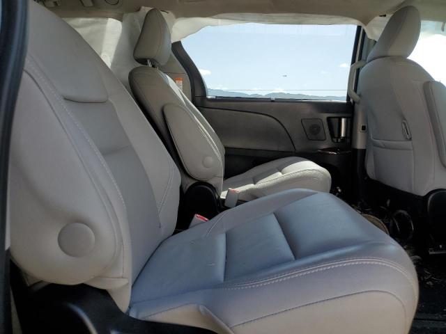 Photo 10 from auction – 2016 TOYOTA SIENNA XLE with VIN 5TDDK3DC7GS132469