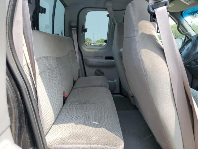 Photo 10 from auction – 2001 FORD F150 with VIN 1FTRX18L61NA08017