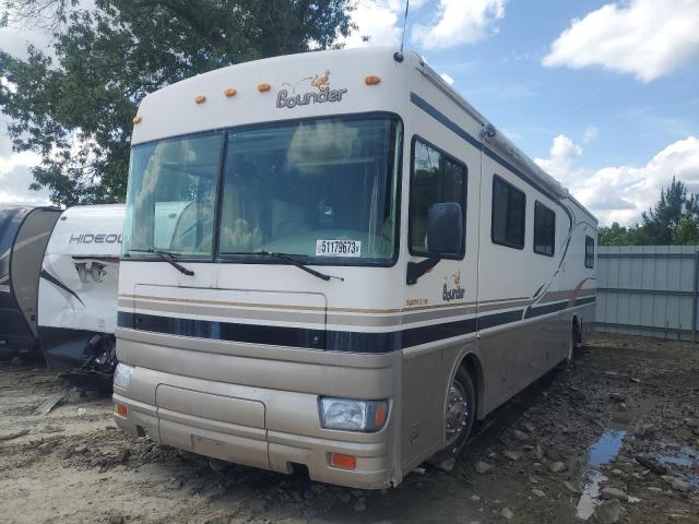 Photo 2 from auction – 2001 FLEETWOOD BOUNDER with VIN 4UZAAHBV41CJ04222