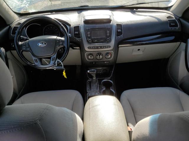 Photo 8 from auction – 2015 KIA SORENTO LX with VIN 5XYKT4A74FG567477