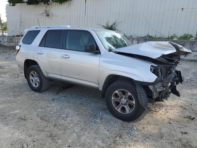 Photo 4 from auction – 2016 TOYOTA 4RUNNER SR with VIN JTEBU5JR0G5392154
