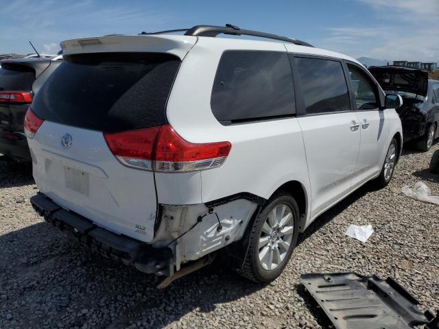Photo 3 from auction – 2013 TOYOTA SIENNA XLE with VIN 5TDDK3DC3DS064568