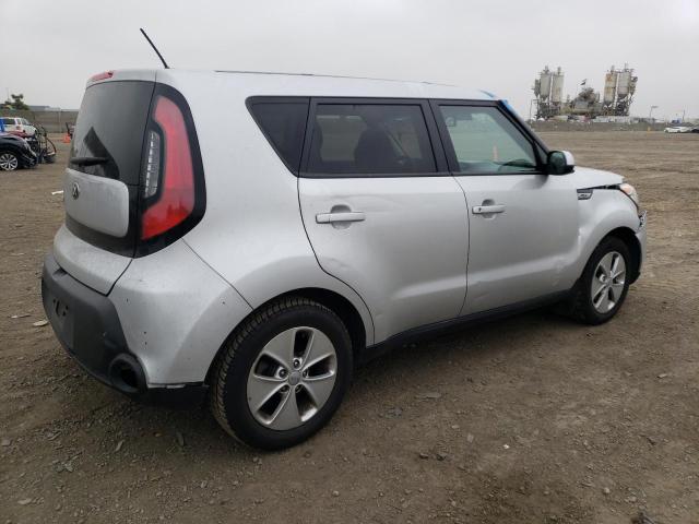 Photo 3 from auction – 2016 KIA SOUL with VIN KNDJN2A2XG7831041