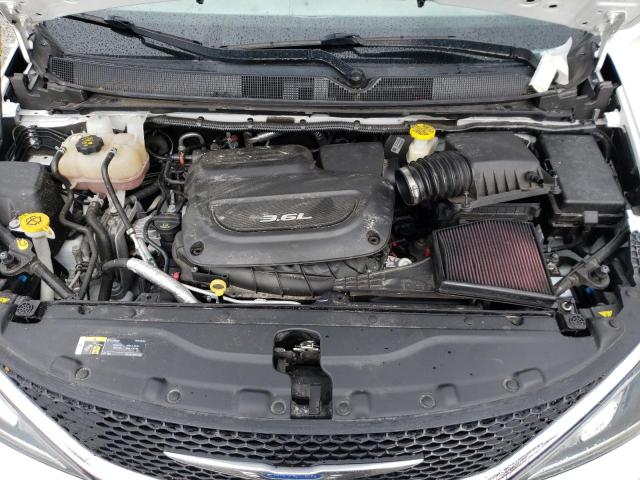 Photo 12 from auction – 2018 CHRYSLER PACIFICA L with VIN 2C4RC1GG3JR272640