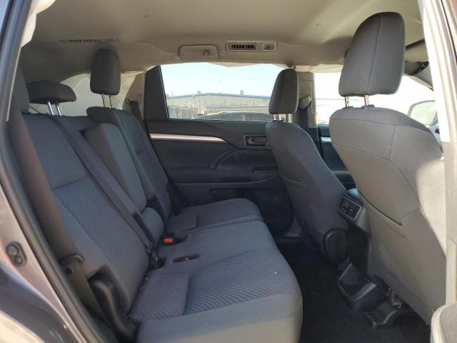 Photo 10 from auction – 2019 TOYOTA HIGHLANDER with VIN 5TDZZRFH7KS327610