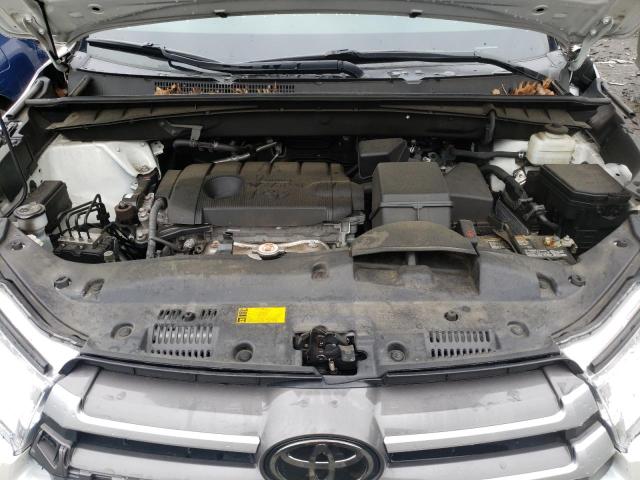 Photo 12 from auction – 2019 TOYOTA HIGHLANDER with VIN 5TDZARFH9KS042530