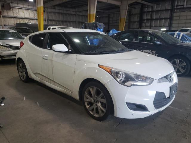 Photo 4 from auction – 2016 HYUNDAI VELOSTER with VIN KMHTC6AD6GU261933