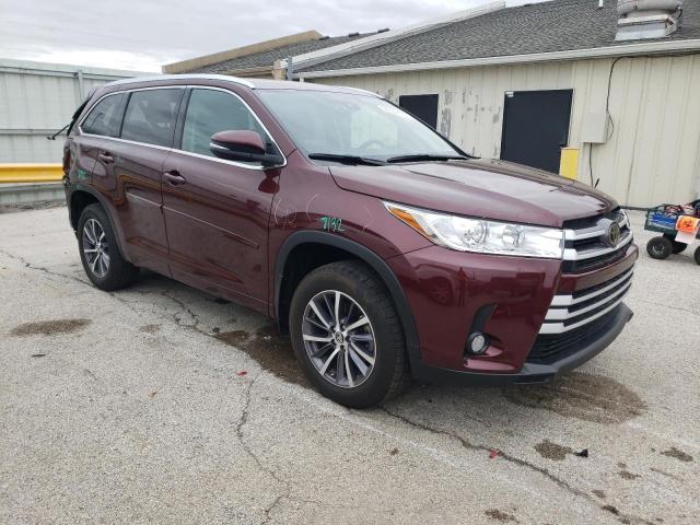 Photo 4 from auction – 2018 TOYOTA HIGHLANDER with VIN 5TDJZRFH5JS847607