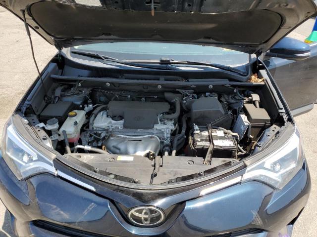 Photo 11 from auction – 2017 TOYOTA RAV4 LIMIT with VIN 2T3DFREV3HW674577