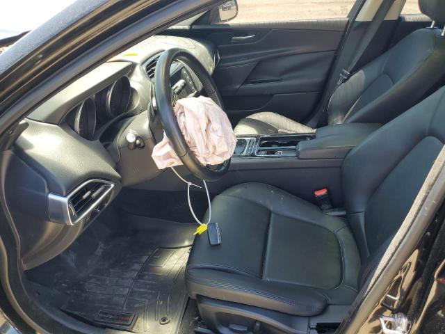 Photo 7 from auction – 2018 JAGUAR XE with VIN SAJAR4FX4JCP34535