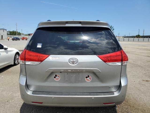 Photo 6 from auction – 2011 TOYOTA SIENNA XLE with VIN 5TDYK3DC2BS157712