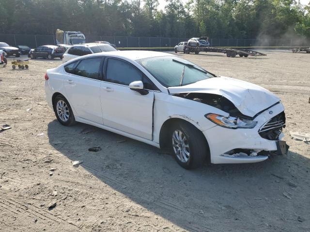Foto 4 de la subasta – 2017 FORD FUSION S con VIN 3FA6P0G72HR318924