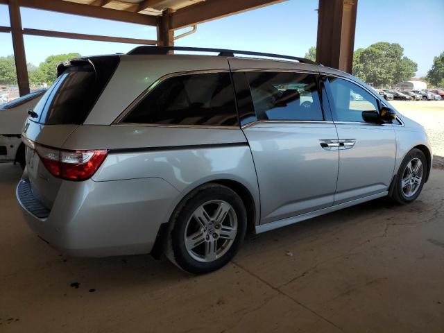 Photo 3 from auction – 2013 HONDA ODYSSEY TO with VIN 5FNRL5H97DB080984