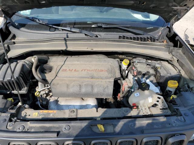 Photo 11 from auction – 2016 JEEP RENEGADE L with VIN ZACCJBBT2GPD24021