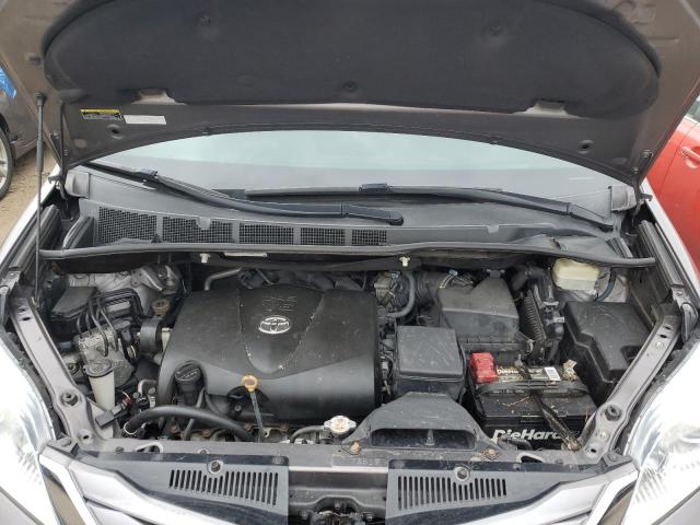 Photo 12 from auction – 2017 TOYOTA SIENNA XLE with VIN 5TDDZ3DC0HS166993