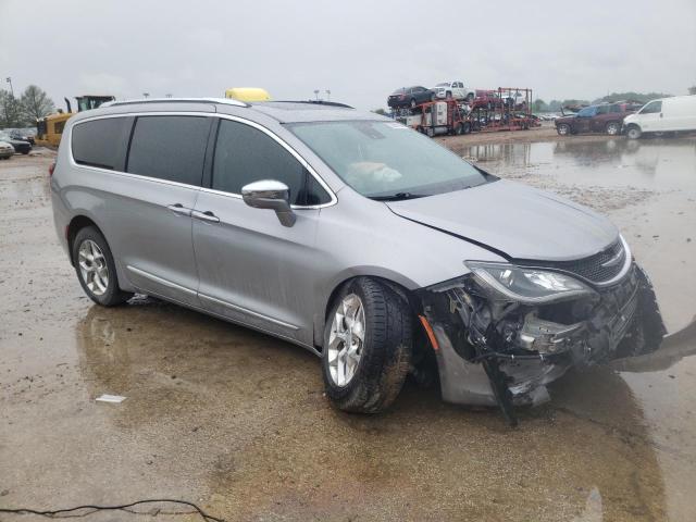 Photo 4 from auction – 2017 CHRYSLER PACIFICA L with VIN 2C4RC1GG6HR619968
