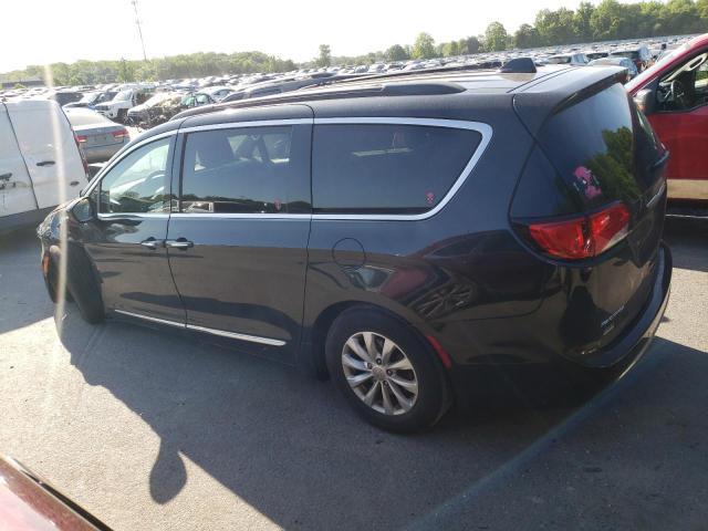 Photo 2 from auction – 2017 CHRYSLER PACIFICA T with VIN 2C4RC1BGXHR551729