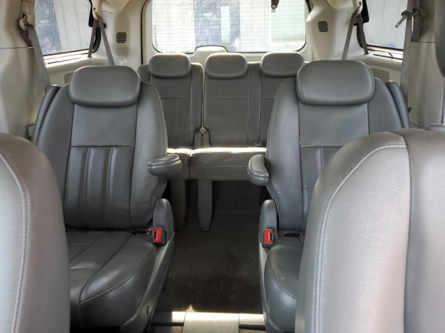 Photo 10 from auction – 2010 CHRYSLER TOWN & COU with VIN 2A4RR5D18AR319757
