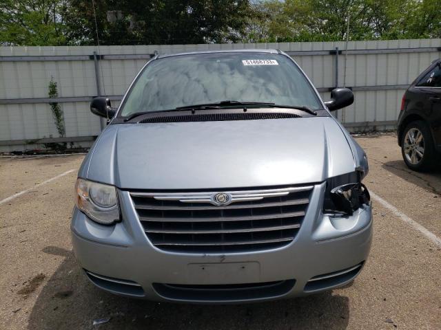 Photo 5 from auction – 2006 CHRYSLER TOWN & COU with VIN 2A4GP44RX6R684056