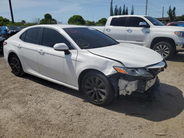 Photo 4 from auction – 2018 TOYOTA CAMRY L with VIN 4T1B11HK7JU650323