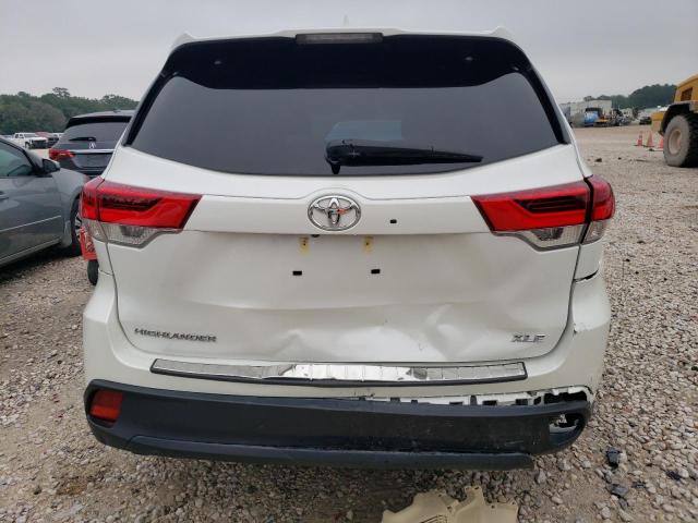 Photo 6 from auction – 2019 TOYOTA HIGHLANDER with VIN 5TDKZRFH6KS561898