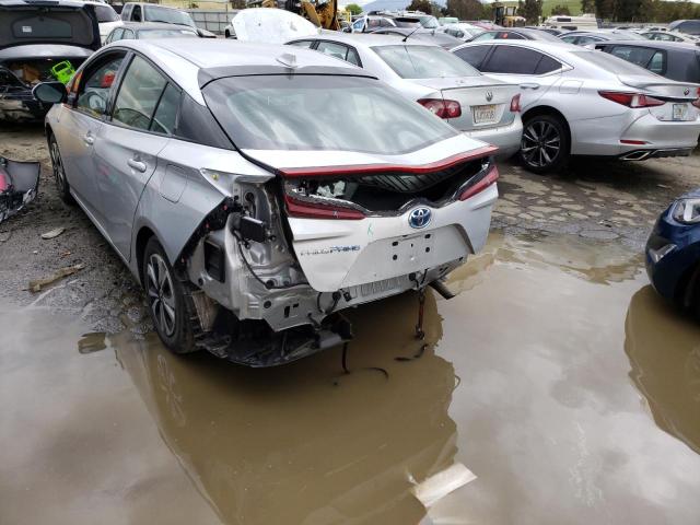 Photo 2 from auction – 2018 TOYOTA PRIUS PRIM with VIN JTDKARFP7J3093632