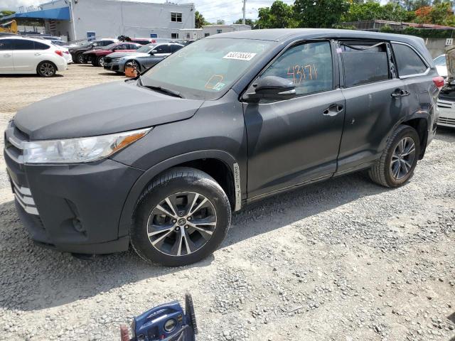 TOYOTA HIGHLANDER 2019 with VIN 5TDBZRFHXKS700656 - Photo from auction