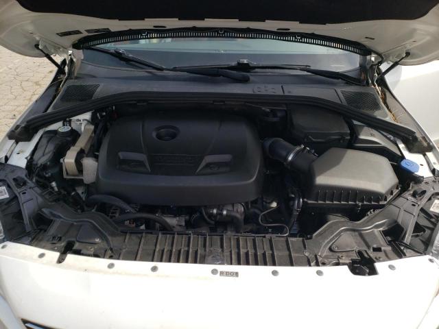 Photo 11 from auction – 2015 VOLVO S60 PREMIE with VIN YV126MFK4F2364159