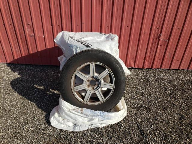 Photo 13 from auction – 2004 CADILLAC SRX with VIN 1GYEE637840162896
