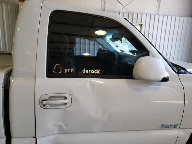 Photo 10 from auction – 2005 CHEVROLET SILVERADO with VIN 1GCEC14X15Z310347