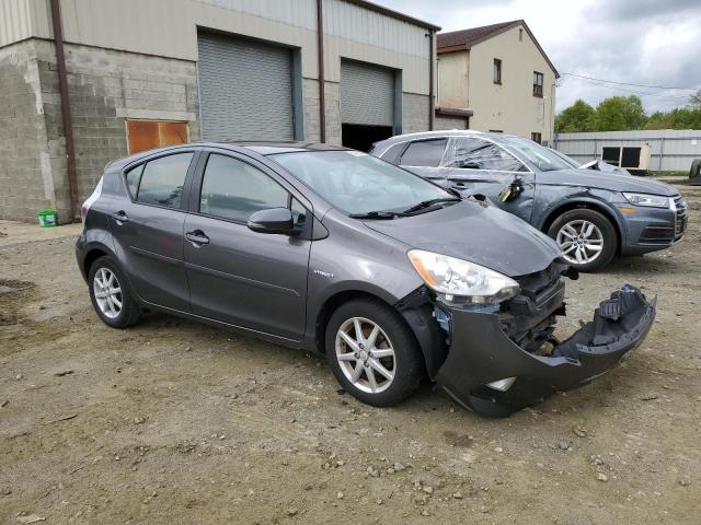 Photo 4 from auction – 2013 TOYOTA PRIUS C with VIN JTDKDTB33D1048517