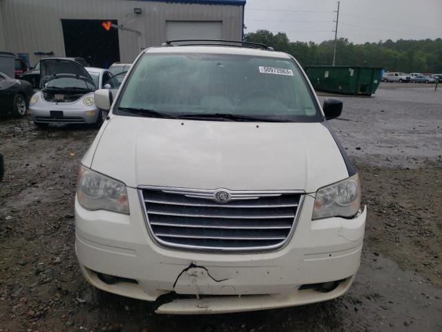 Photo 5 from auction – 2010 CHRYSLER TOWN & COU with VIN 2A4RR5D19AR148985