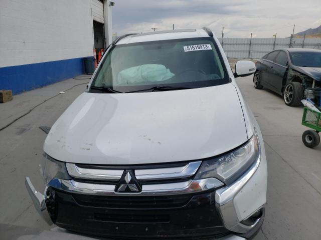 Photo 5 from auction – 2016 MITSUBISHI OUTLANDER with VIN JA4AZ3A32GZ044618